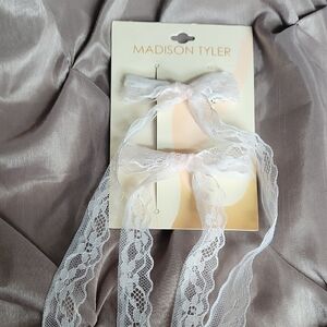 3/$10 Madison Delicate White Lace Hair Bow